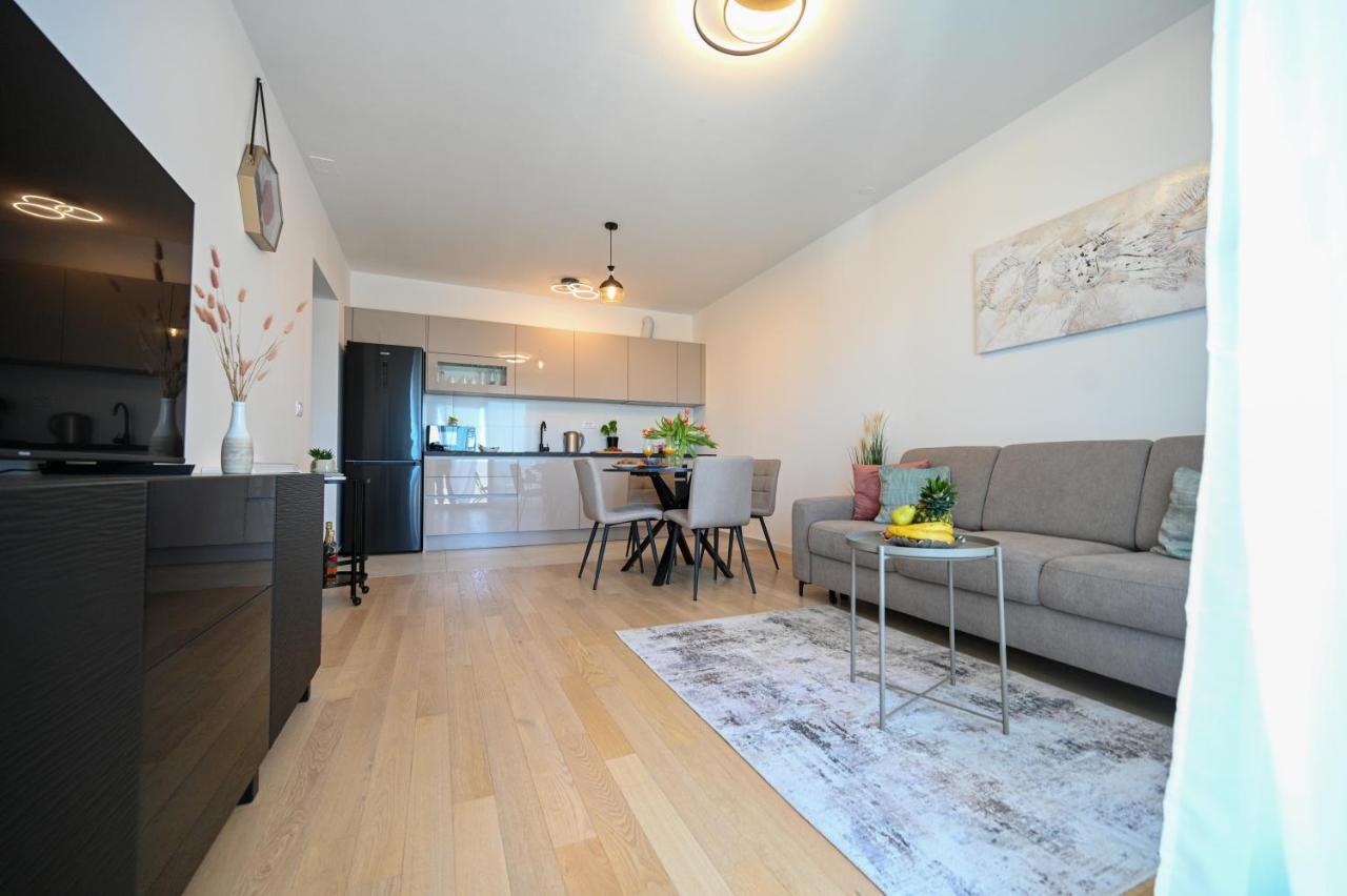 Apartman Lovre Zadar Exteriör bild