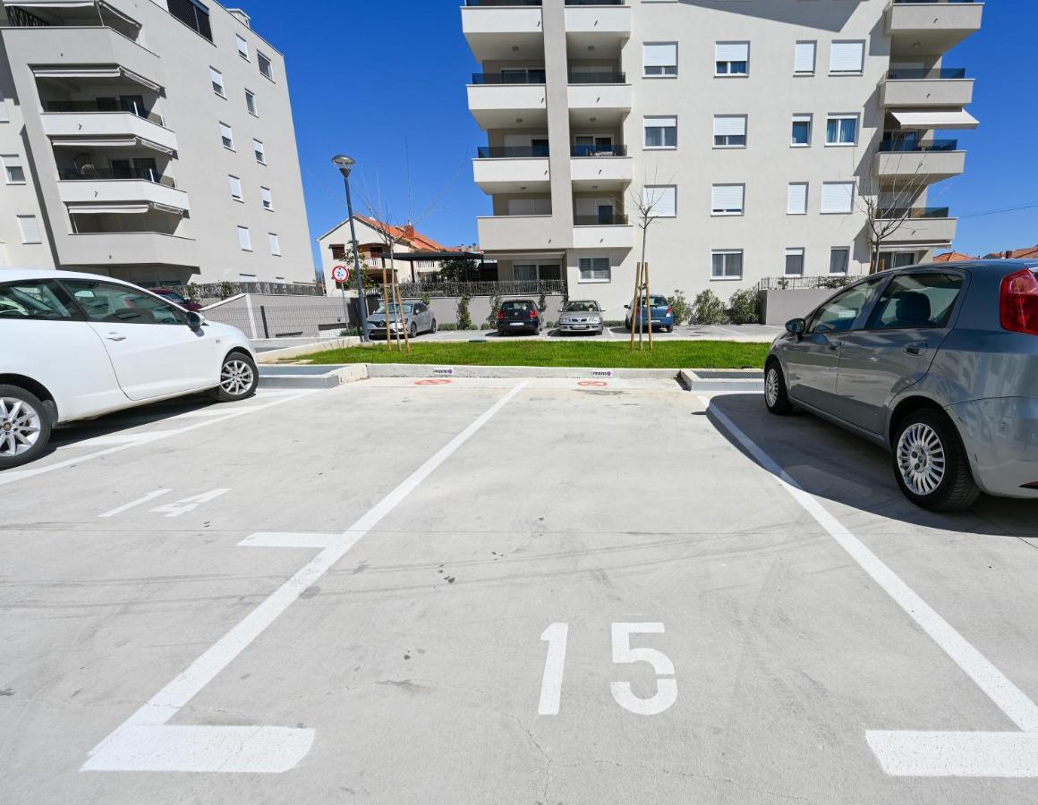 Apartman Lovre Zadar Exteriör bild
